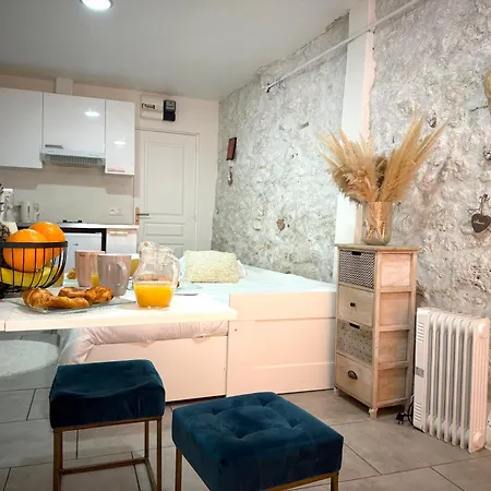 Soleil- Aux Portes De Beziers Apartment